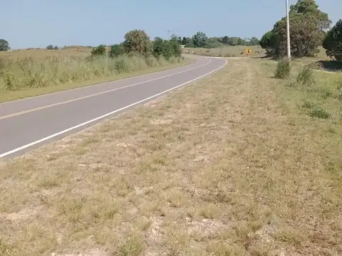 Terreno en Venta 44  mts Frente