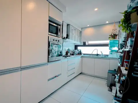 Departamento en Venta con 2 cocheras