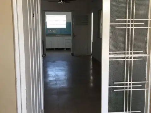 Casa en Alquiler en Villa Constitución, $ 700.000