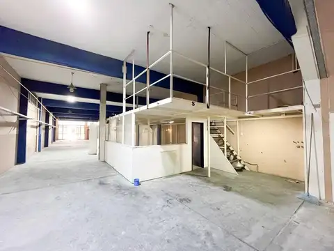 Galpon en Alquiler 63  mts Fondo