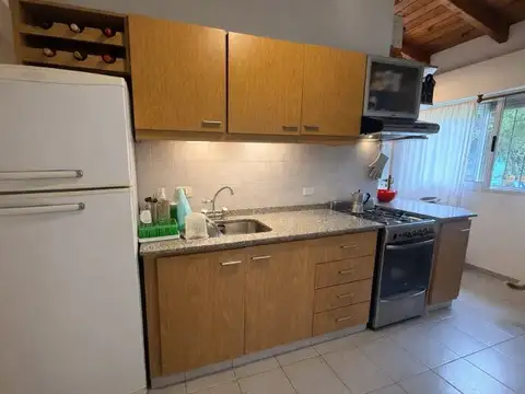 Casa en Alquiler con 1 cochera