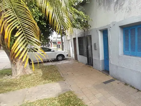 CASA A REMODELAR CERCANA A SALVADOR DEL CARRIL