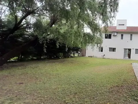CASA EN ALQUILER BARRIO CERRADO ALAMO ALTO