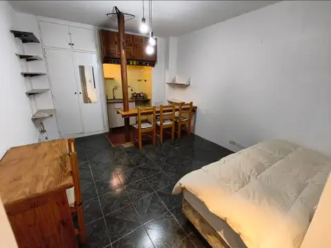 Sarmiento 1200, Piso 1