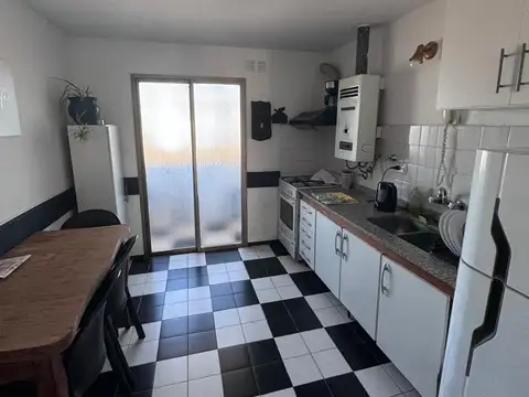 Departamento 4 ambientes con 2 baños