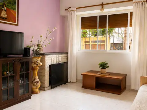 Depto Tipo Casa 3 ambientes con 1 baño