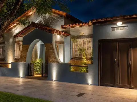 CASA | 4 AMBIENTES | PATIO | FINANCIACIÓN DIRECTA | GARAGE DOBLE | HAEDO NORTE