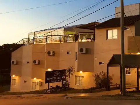 Hotel - Venta - Villa Carlos Paz - 14 hab + 2 Dptos + Gas Natural + Piscina