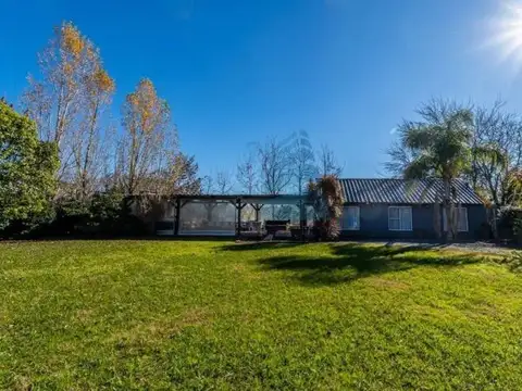 CASA QUINTA 4.400M2 - 3 CASAS INDEPENDIENTES - PILETA   QUINCHO- BARRIO ABIERTO AMANCAY, Pilar