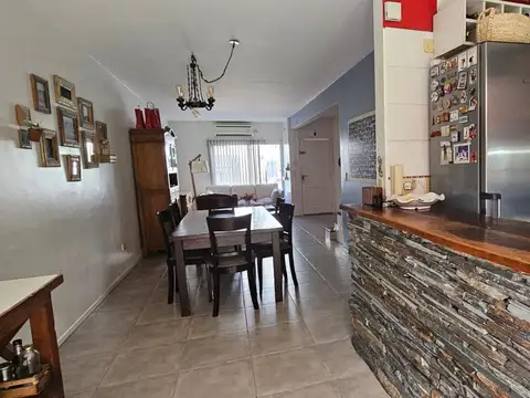 Casa en Alquiler en Olivos, USD 2.000