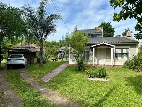Casa  en Venta en Barrio Parque Sakura, Exaltación de la Cruz, G.B.A. Zona Norte