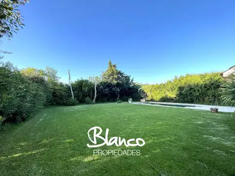 Casa en Alquiler de 3 dormitorios