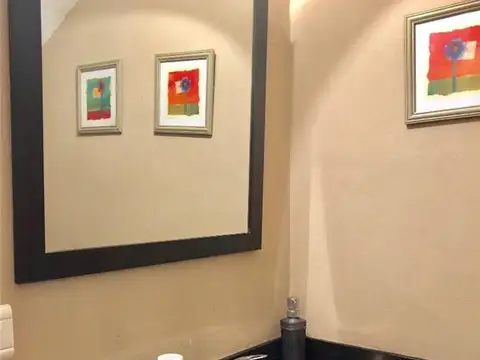 Casa en Venta en Olivos, USD 295.000