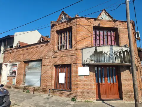 Las Malvinas e/ Avenida Buzón y Venezuela