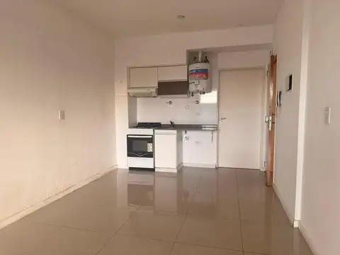 Monoambiente ideal con amplio balcón y cocina integrada