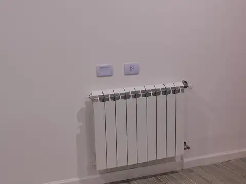 Casa a estrenar en predio privado - 8 Casas Tortuguitas