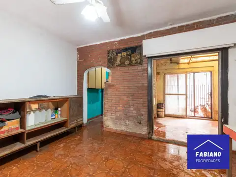 Casa 5 ambientes con 3 baños