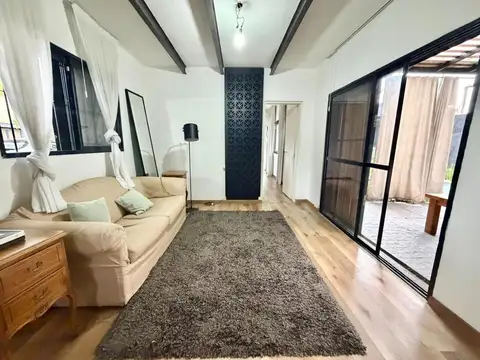 Casa americana 4 ambientes con cochera cubierta