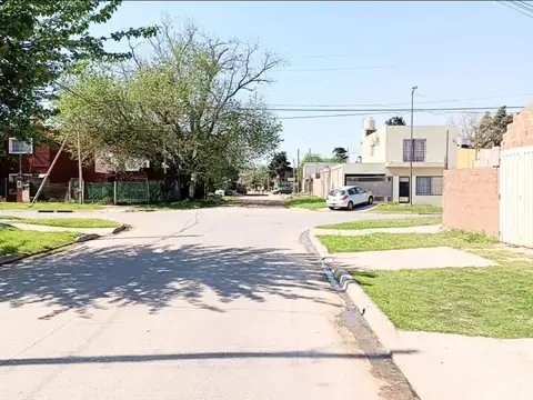 Terreno en Venta 25  mts Fondo