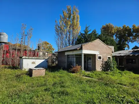 ALQUILO Casa  con piscina y amplio terreno (1 ha) ANTARTIDA ARGENTINA  al 500 SOLDINI