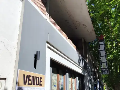 Intendente Suares e/ General Flores y 18 de Juilo