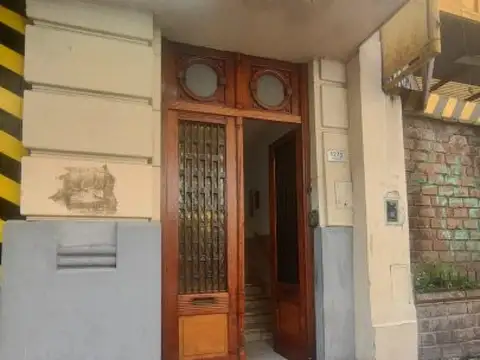 Av. Rivadavia 1273 , Piso 2