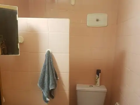 Depto Tipo Casa en Venta 50 años