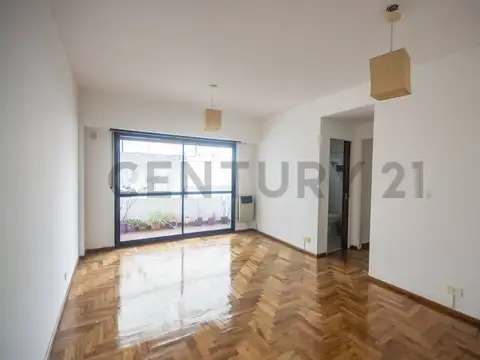 VENTA DE DEPARTAMENTO DE 2 AMBIENTES CON RENTA EN CABALLITO! APTO CREDITO! ES CO