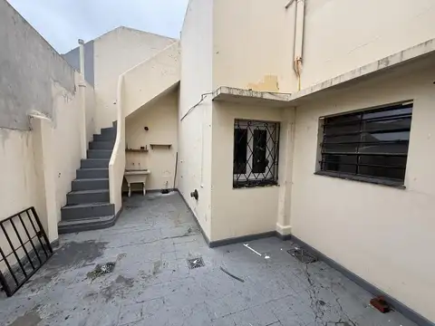 Depto Tipo Casa en Alquiler en Wilde, $ 750.000