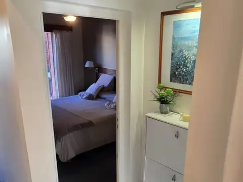 SE VENDE CASA DENTRO DE LOS 4 BVS, RECONQUISTA