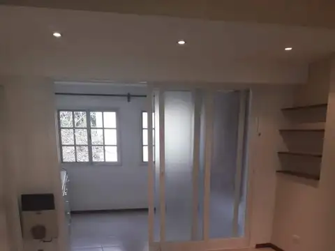 Exelente departamento con Renta Amplio Monoambiente