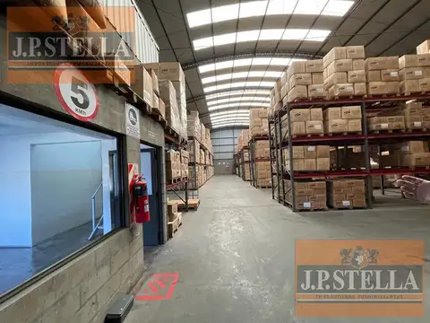 Galpón Industrial 3877 m² Edificados en 16.589 m² Tierra - 9 De Abril
