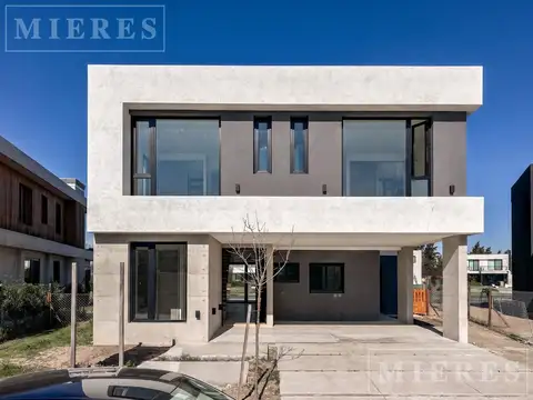 Casa en Laguna Grande