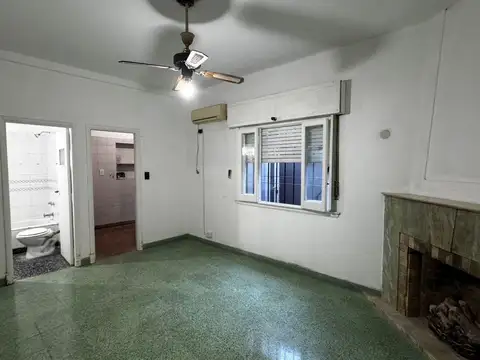 Depto Tipo Casa en Alquiler en Lanus Oeste, $ 550.000