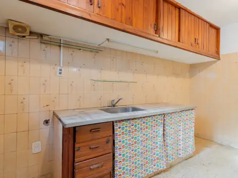 Depto Tipo Casa en Venta en Temperley, USD 37.000