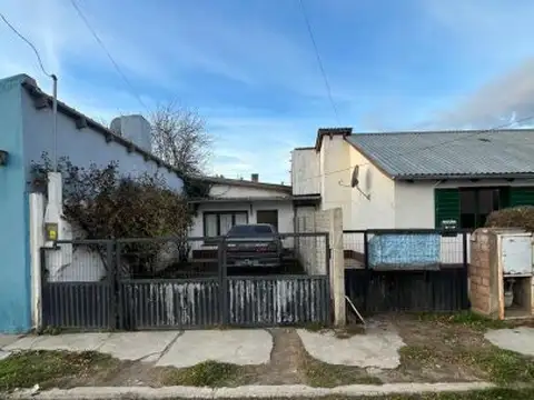 ¡Gran Oportunidad de Inversión! Casa + Departamento en Barrio 20 de Junio – El Maitén, Chubut