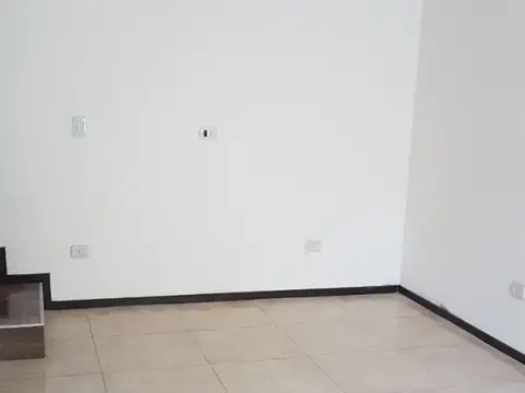 Depto Tipo Casa en Alquiler 2 años