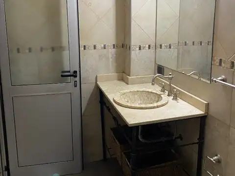 CASA EN VENTA EN LA SERRANITA