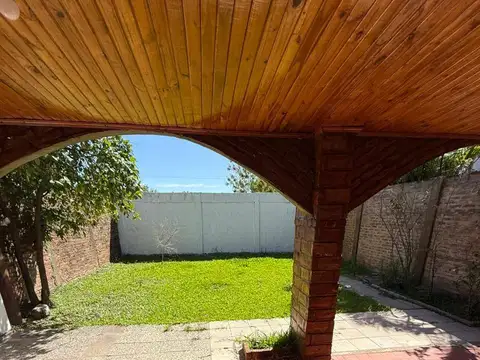 Casa en Alquiler en Llaponagat, $ 800.000