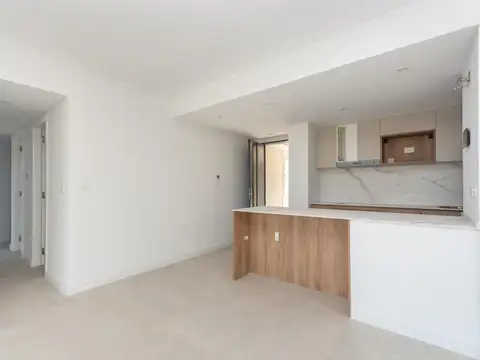 Departamento en venta 4 ambientes con jardín sobre Av. Libertador en Acassuso
