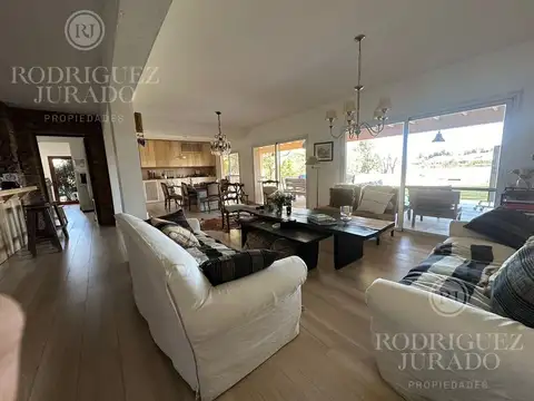 Casa en Alquiler de 6 dormitorios