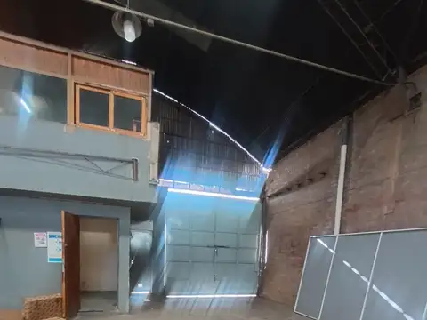 GALPON EN ALQUILER A METROS RODRIGUEZ PEÑA