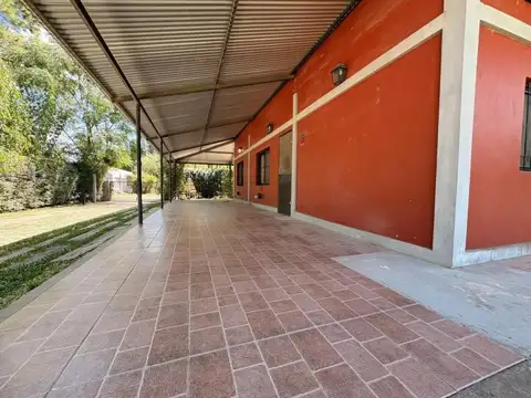 Casa en venta en Parque Exaltación. 2 Dormitorios. 1000 Mt Parque. Piscina.