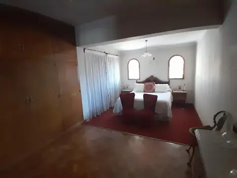 Casa en Venta en Godoy Cruz, USD 390.000