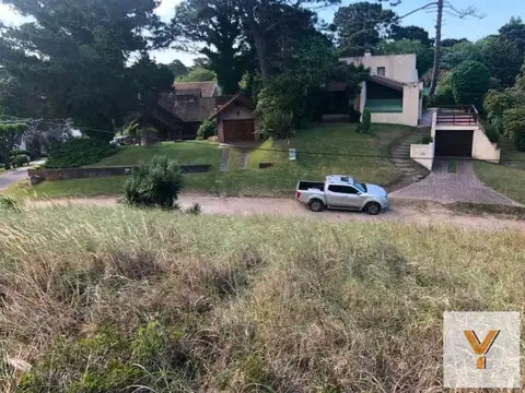 Terreno en Venta en Pinamar, USD 130.000