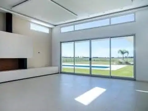 Casa en Venta en Chacras de la Trinidad, USD 370.000