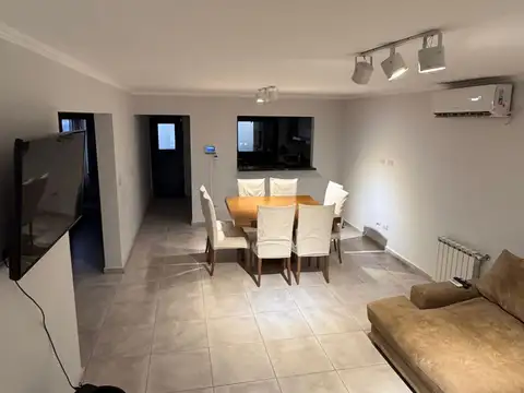 Casa 3 ambientes con 2 baños