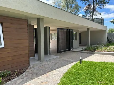 Departamento en Venta en Villa Gobernador Udaondo, USD 420.000