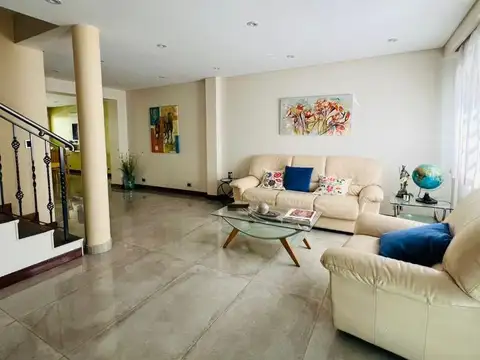 Casa en Venta en Ramos Mejía, USD 395.000