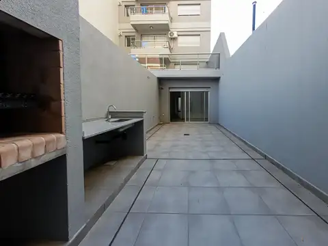 Venta 2 Ambientes  en Caballito  Patio y Parrilla